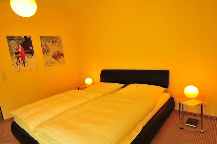 Room 50 of 283
