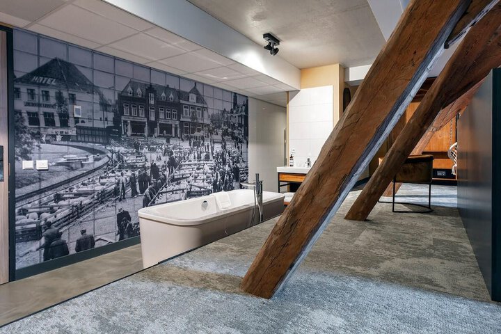 Room 78 of 110