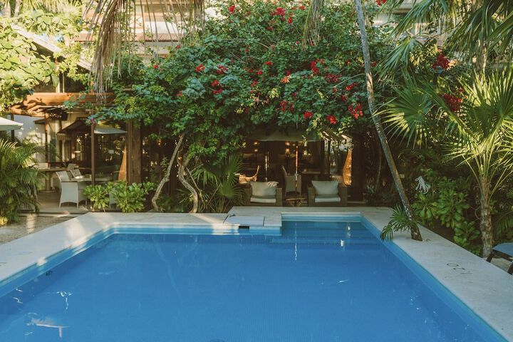 Pool 71 of 131