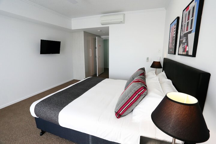 Room 7 of 54
