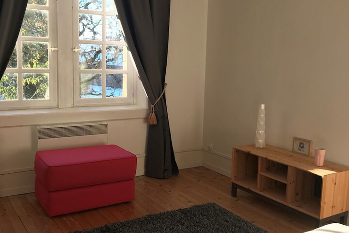 Room 16 of 16