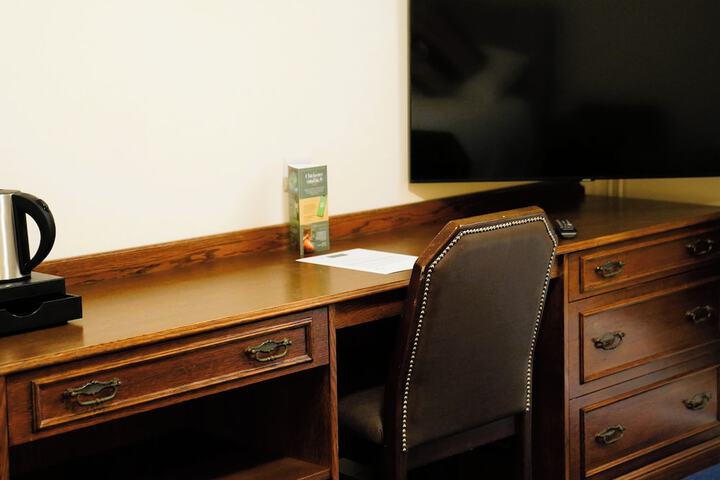 Room 11 of 30