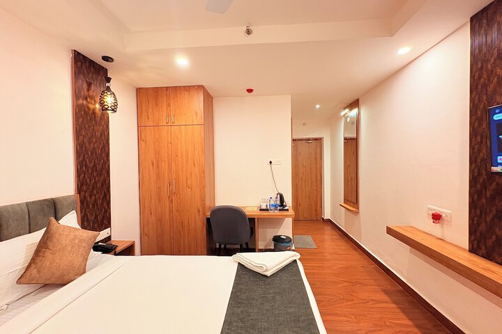 Room 11 of 72
