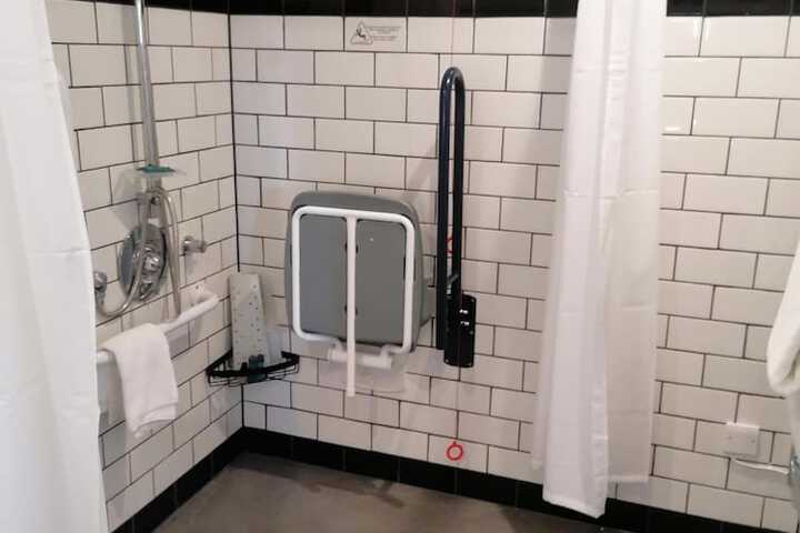 Room 69 of 100