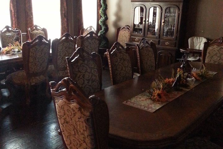 Business Center 74 of 82