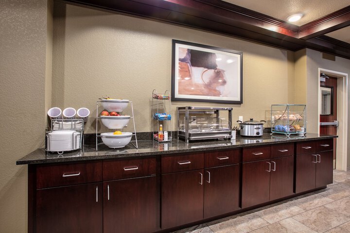Breakfast/Coffee Service 36 of 48