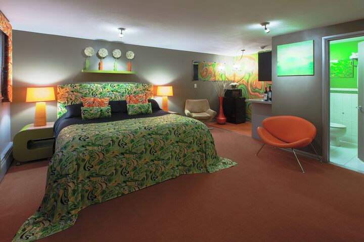 Room 214 of 258