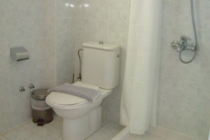 Clean Restrooms