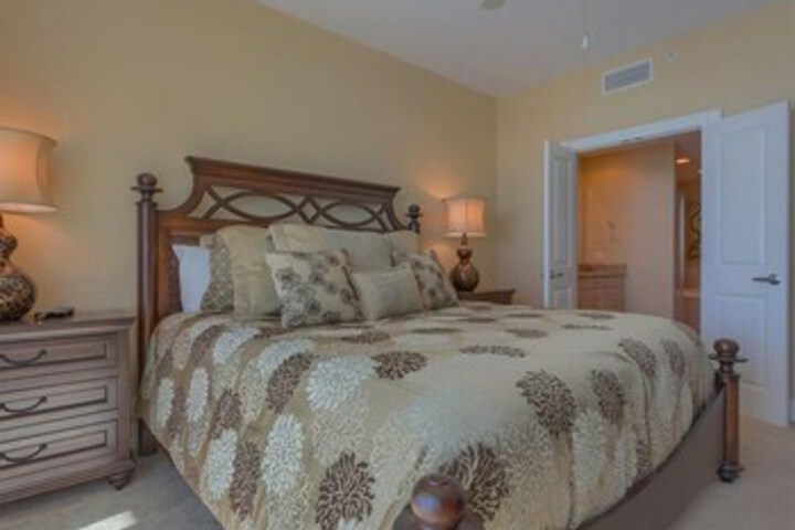 Room 115 of 136