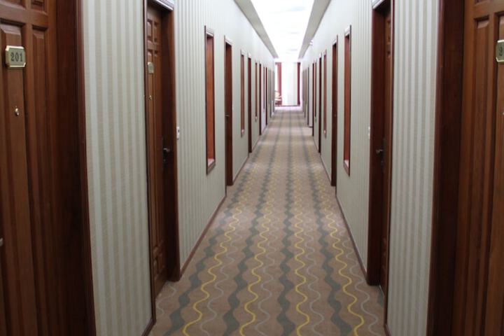 Ballroom/Hall 49 of 51