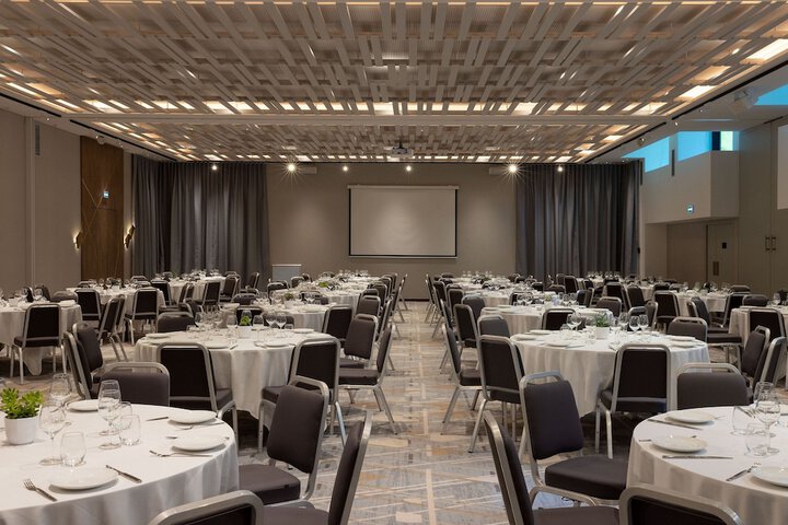 Ballroom/Hall 47 of 60