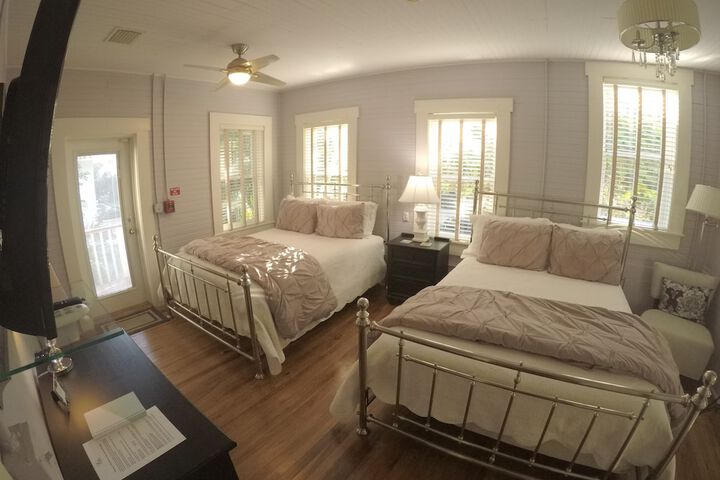 Room 9 of 53