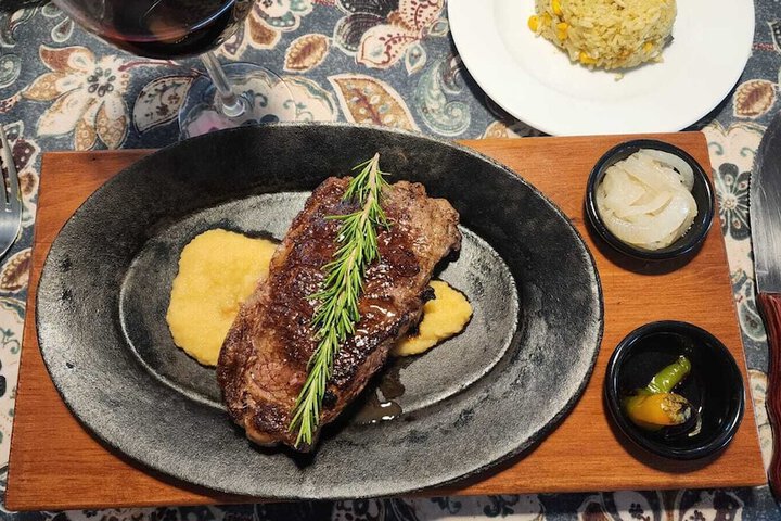Dining 37 of 62