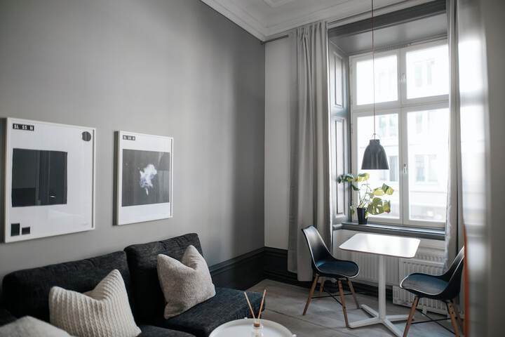 Room 70 of 108