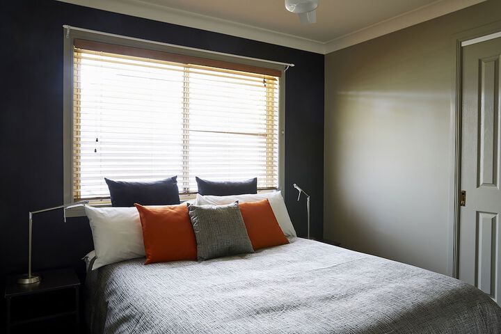 Room 5 of 35