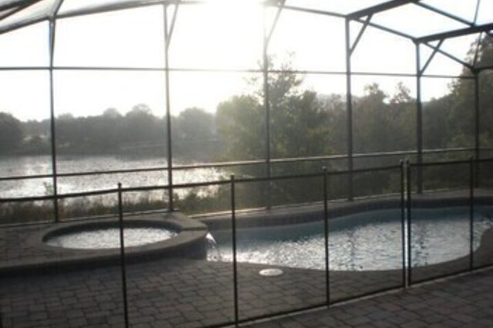 Pool 67 of 142