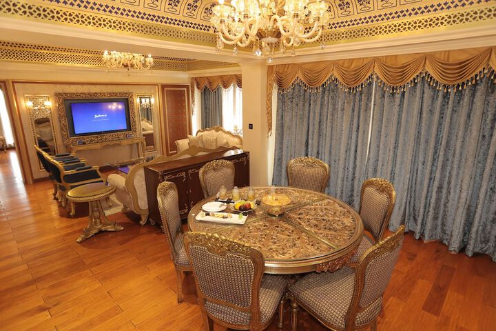 Room 21 of 89