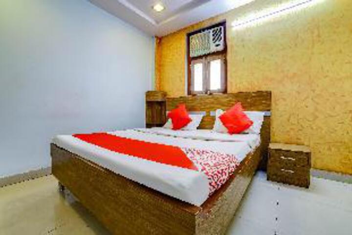 Hotel Chandrika Inn