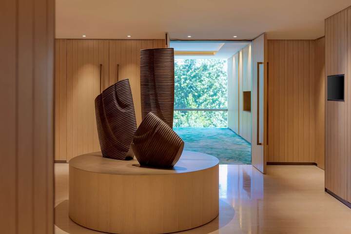 Hotel Interior 9 of 76