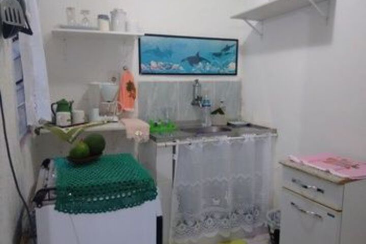 Room 10 of 20