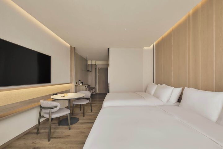 Room 21 of 62