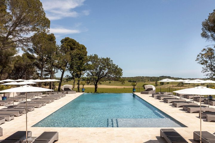 Pool 118 of 151