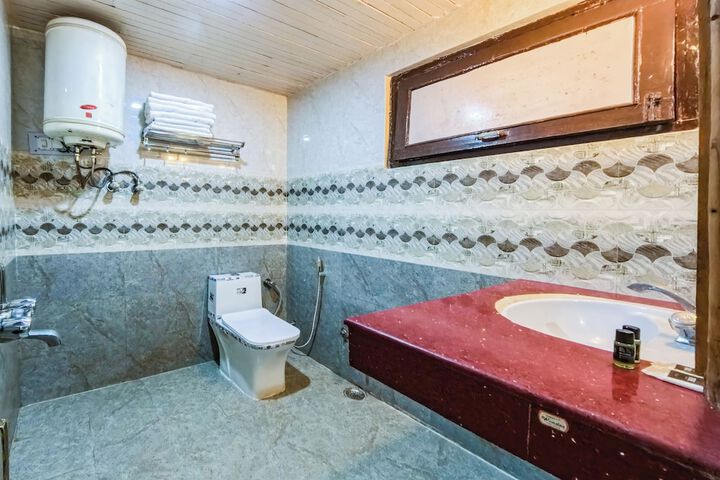 Room 29 of 52
