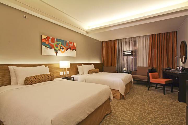 Room 5 of 87
