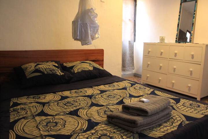 Room 7 of 37