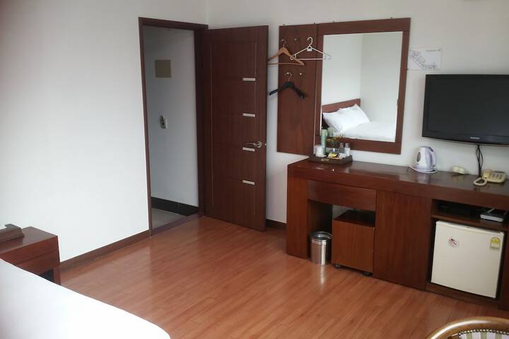 Room 20 of 47