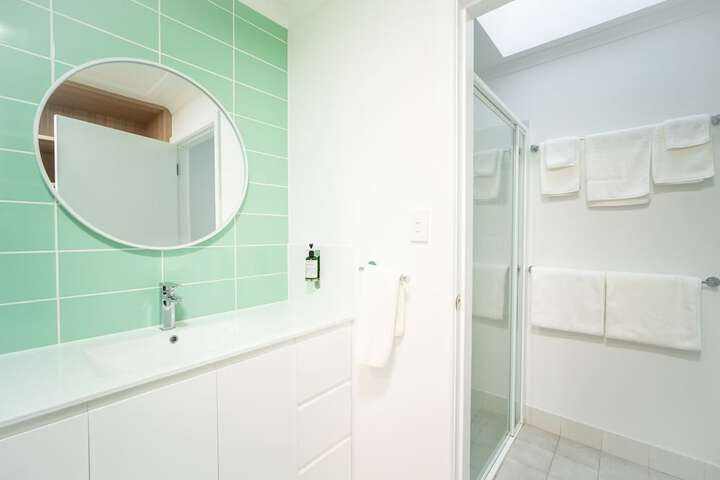 Room 12 of 26