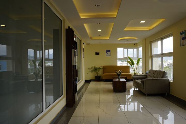 Hotel Interior 4 of 128