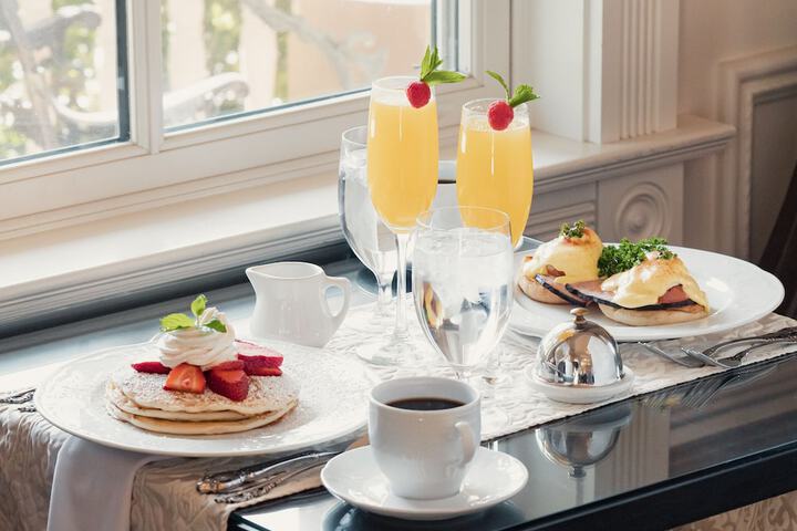 Breakfast/Coffee Service 19 of 25