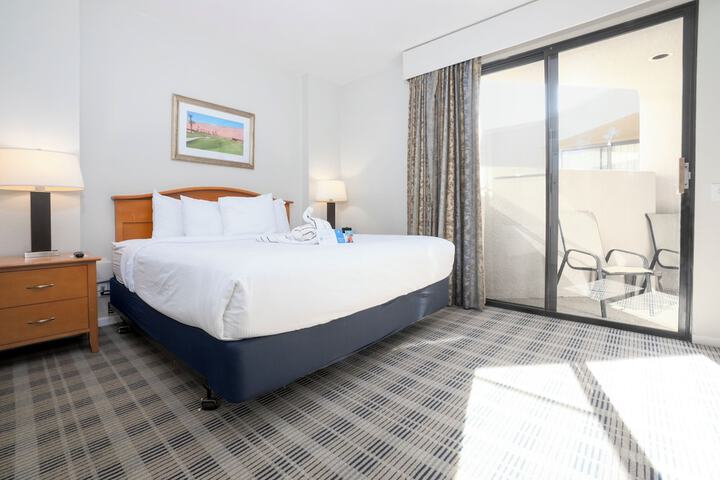 Room 4 of 42