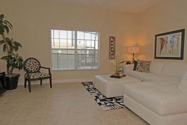 Hotel Interior 3 of 18