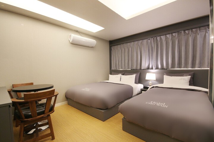 Room 21 of 127