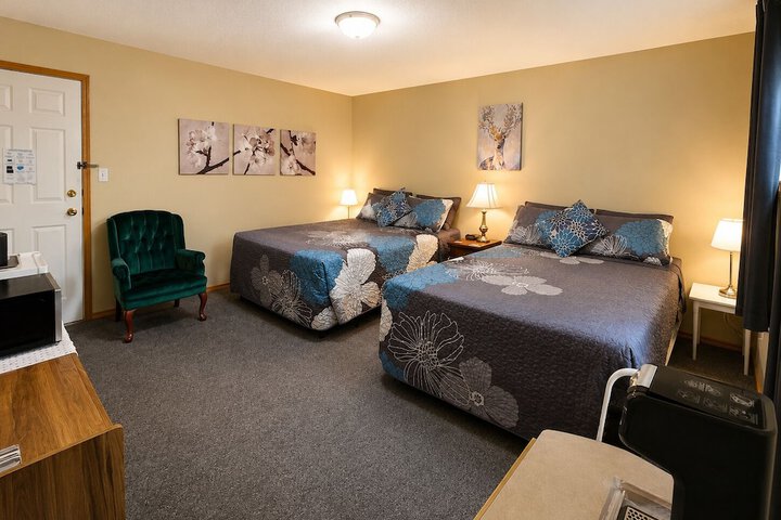 Room 6 of 11