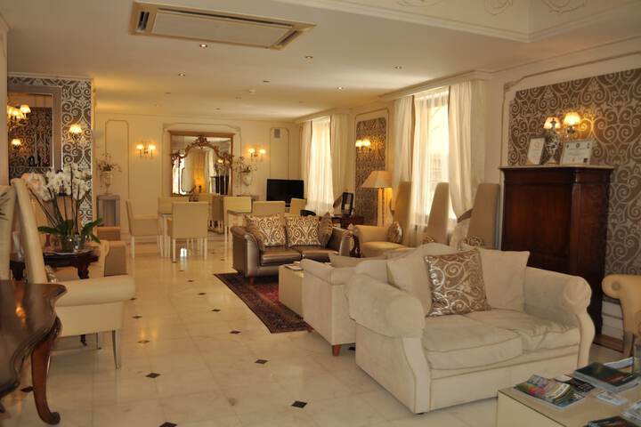 Lobby Entry