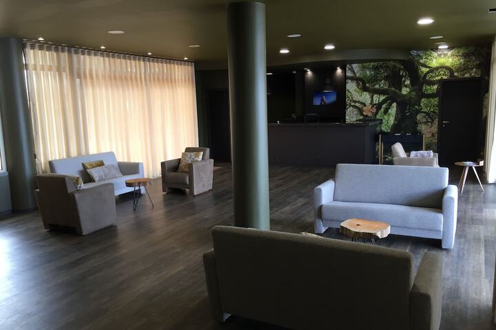 Hotel 2 of 51