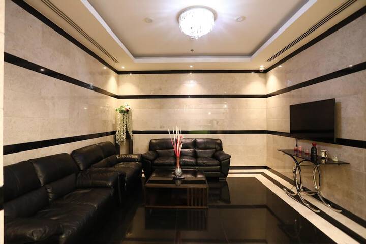Room 14 of 52