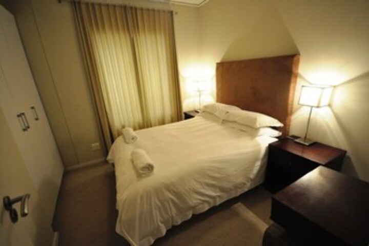 Room 15 of 19