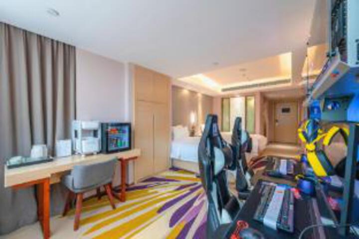 Yuyue Esports Hotel (Guangzhou Baiyun Station Branch)