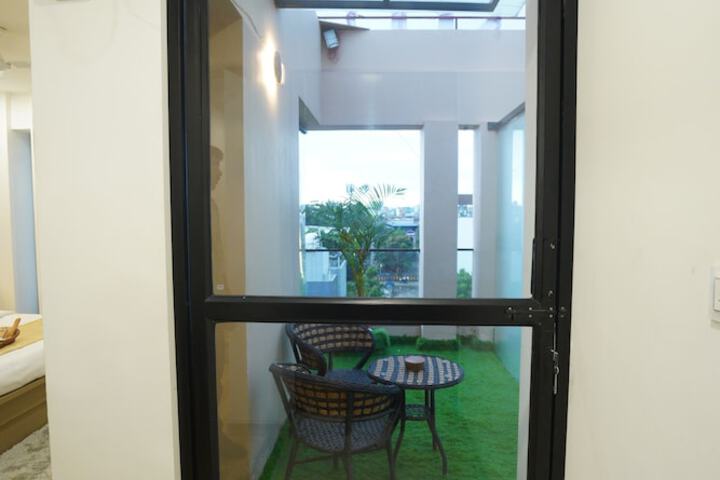 Room 45 of 93