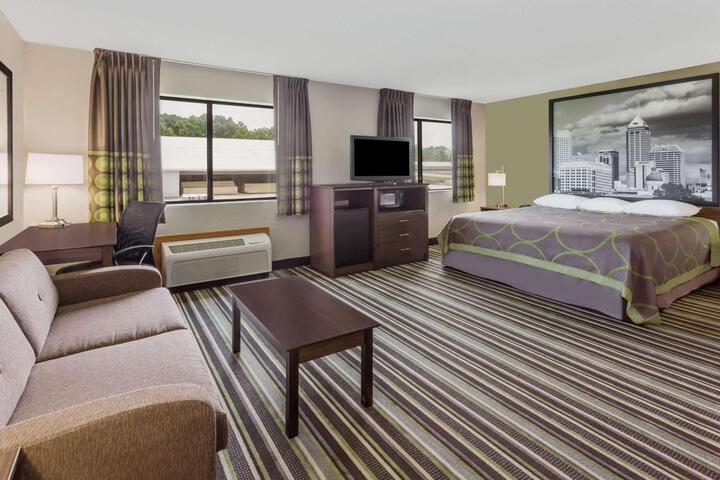 1 King Bed (15 of 16)