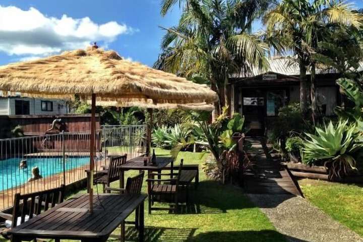 Hotel Pool