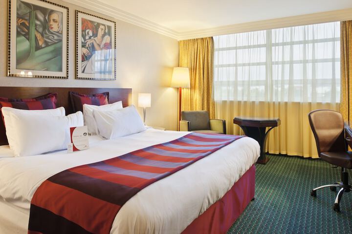 Room 4 of 84