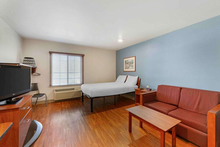 Room 11 of 26