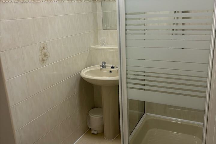 Room 35 of 58