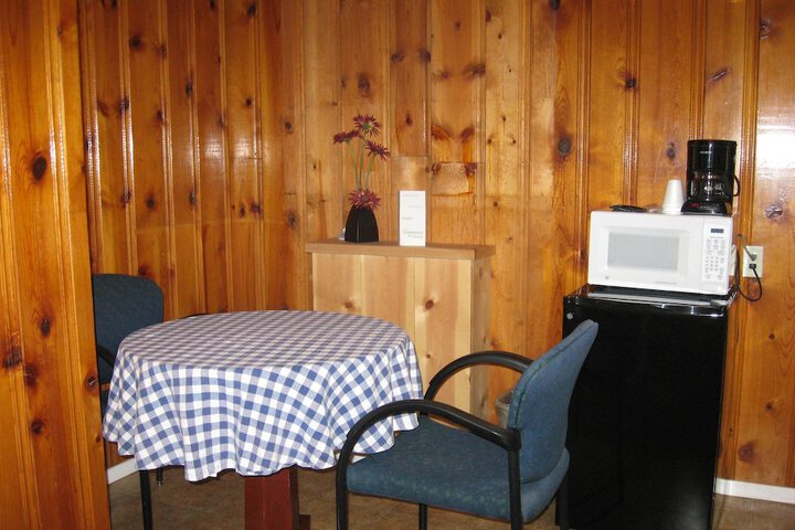 Room 13 of 29