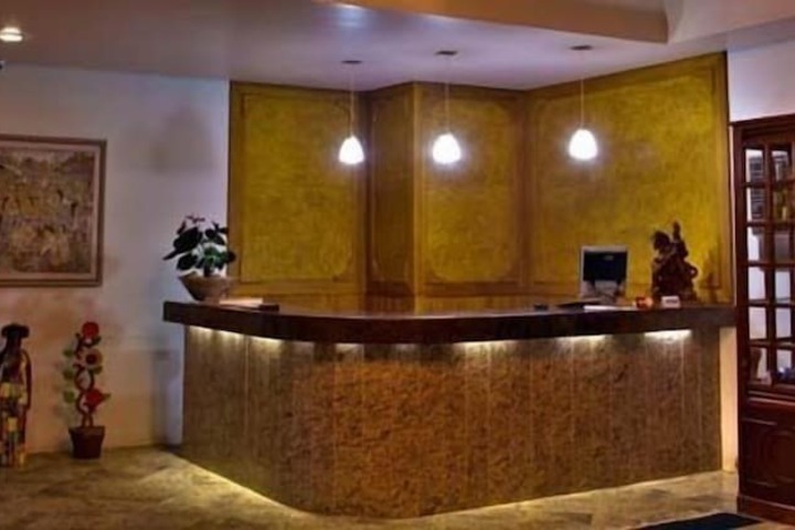 Hotel Lobby